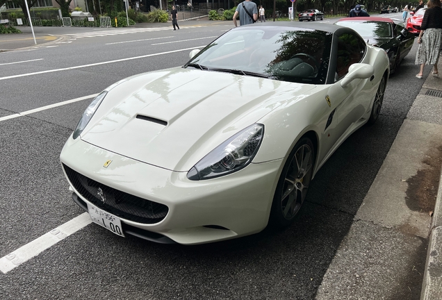 Ferrari California