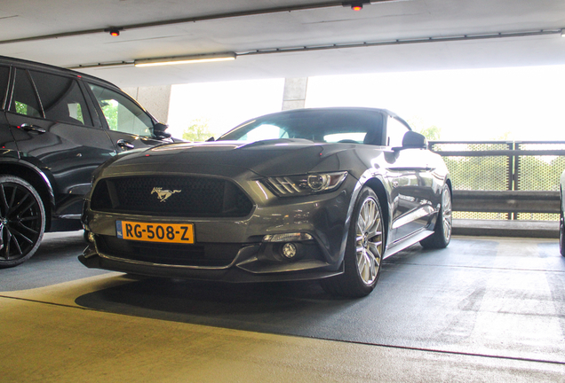 Ford Mustang GT Convertible 2015