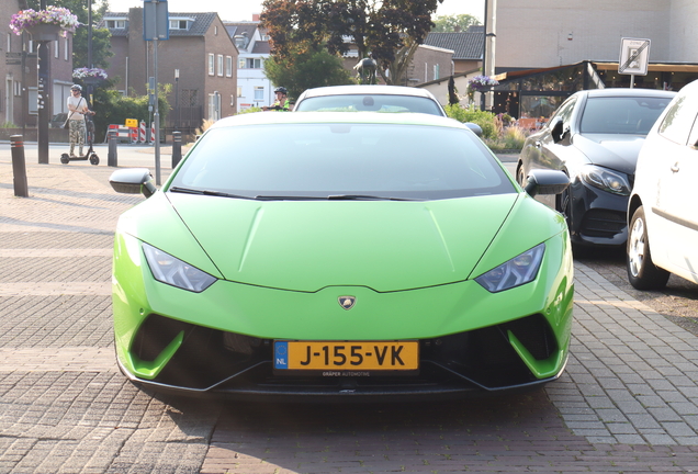 Lamborghini Huracán LP640-4 Performante