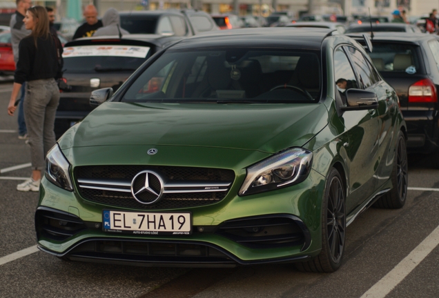 Mercedes-AMG A 45 W176 2015