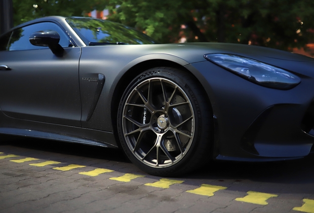 Mercedes-AMG GT 63 C192