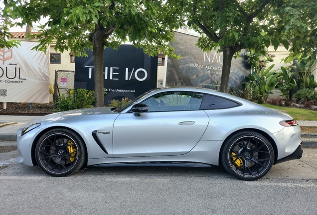 Mercedes-AMG GT 63 C192