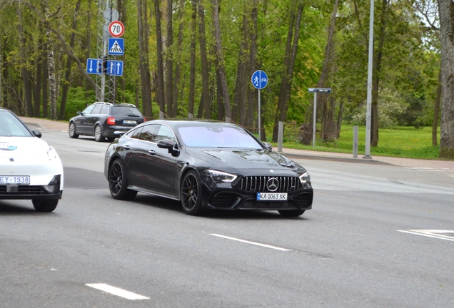 Mercedes-AMG GT 63 S X290