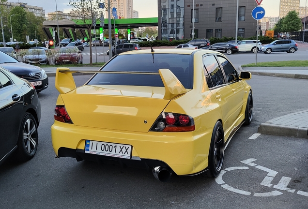 Mitsubishi Lancer Evolution IX