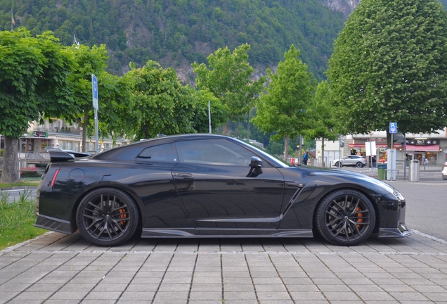 Nissan GT-R 2017