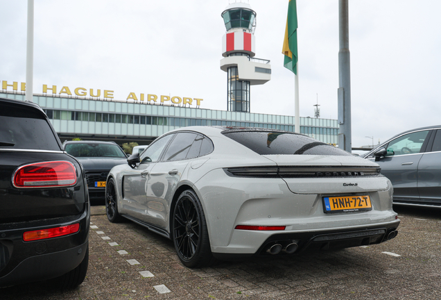 Porsche 972 Panamera Turbo S E-Hybrid