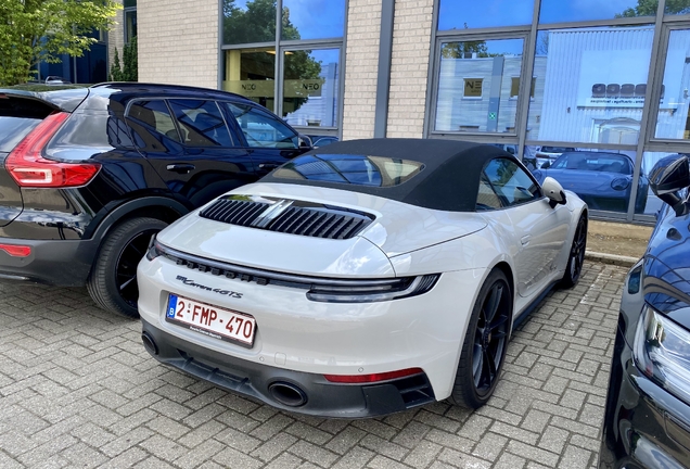 Porsche 992 Carrera 4 GTS Cabriolet