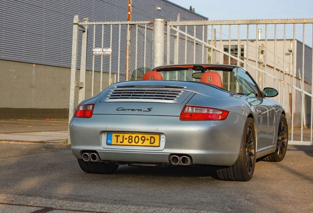 Porsche 997 Carrera S Cabriolet MkI