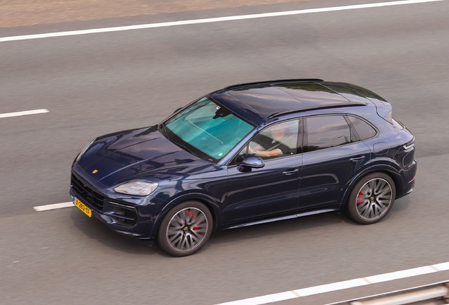 Porsche 9YA Cayenne Turbo E-Hybrid