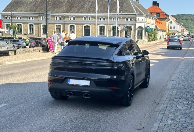 Porsche Cayenne Coupé Turbo E-Hybrid