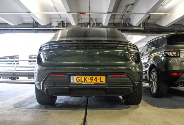 Porsche Macan EV Turbo