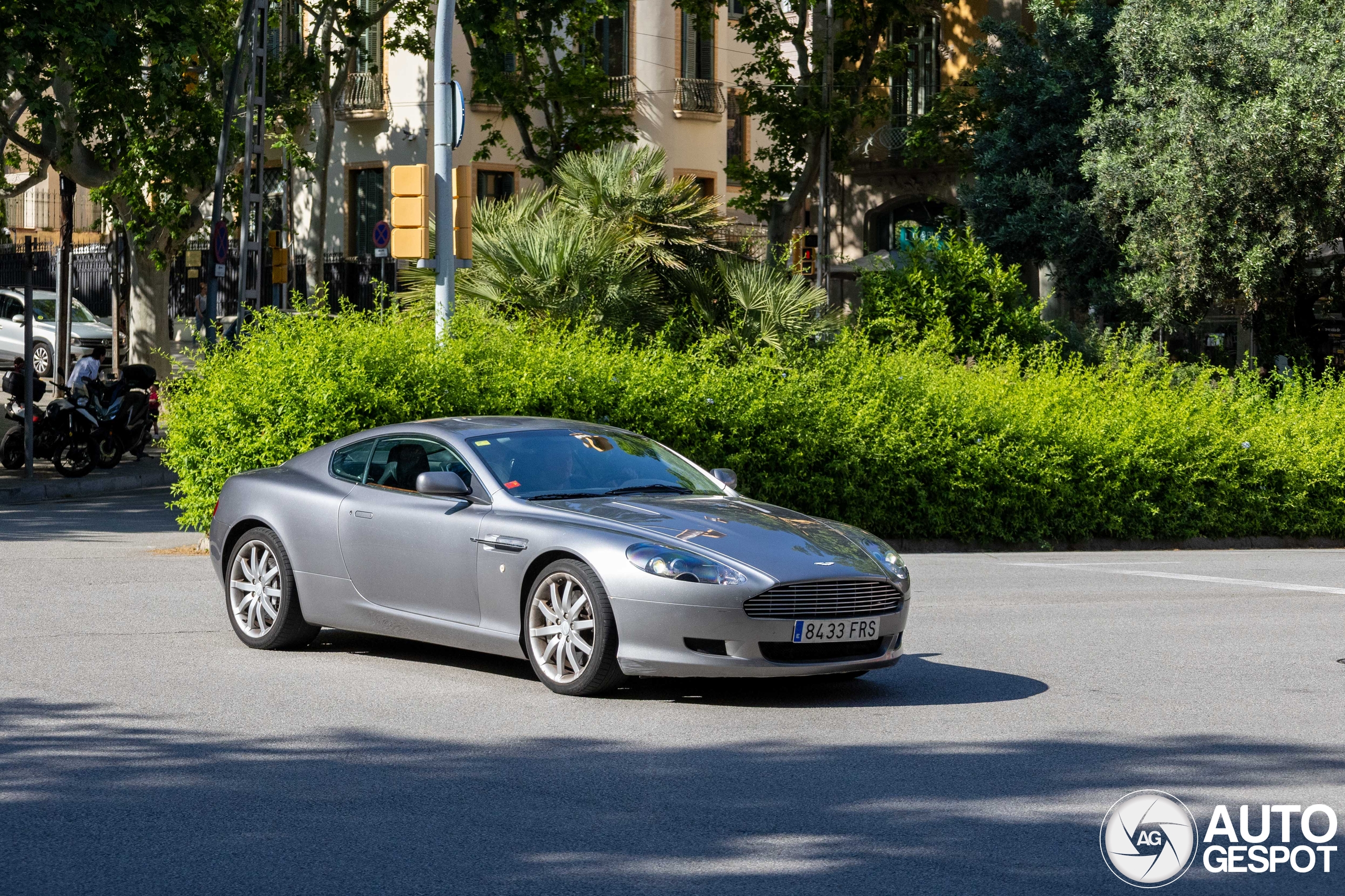 Aston Martin DB9