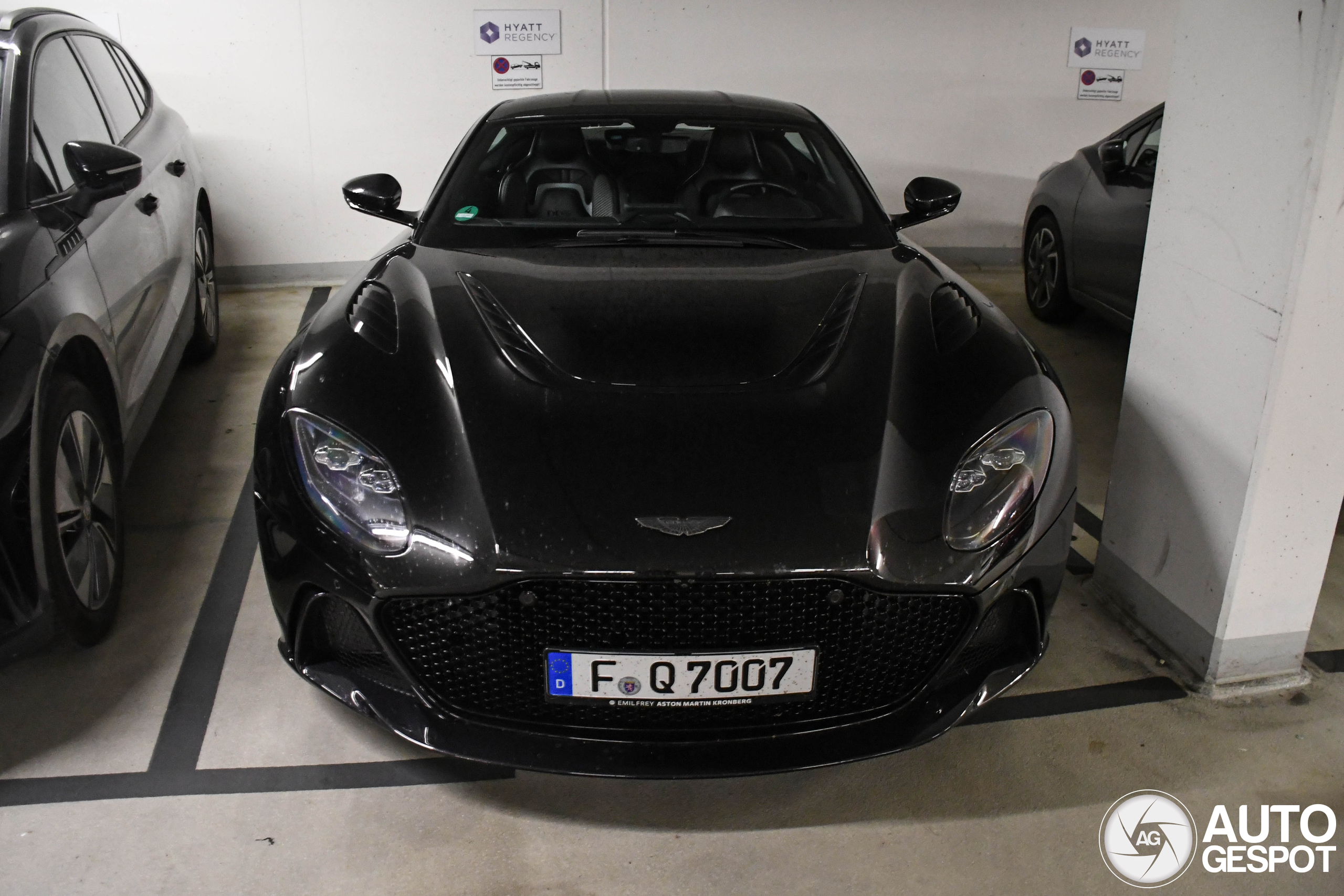 Aston Martin DBS 770 Ultimate