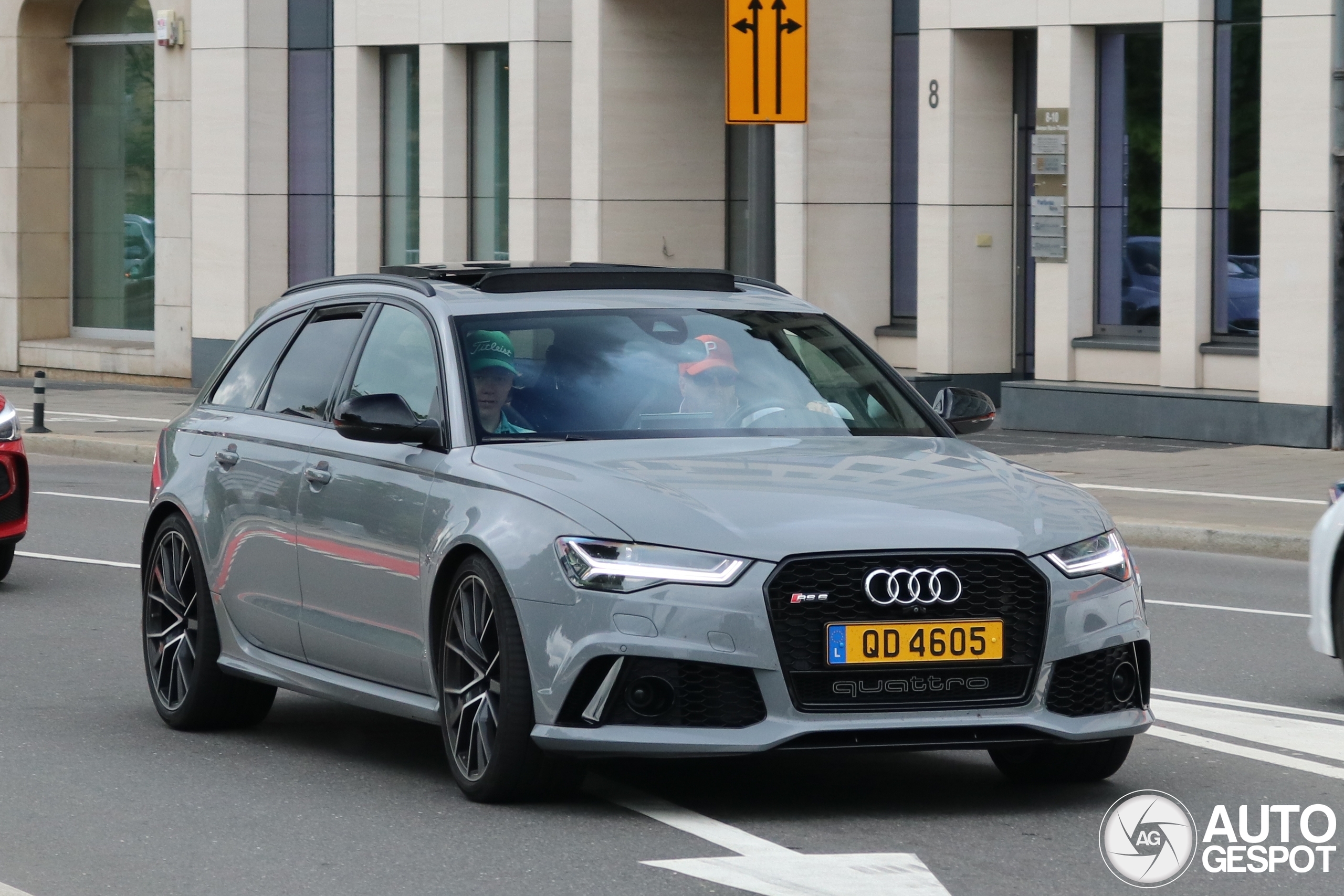Audi RS6 Avant C7 2015