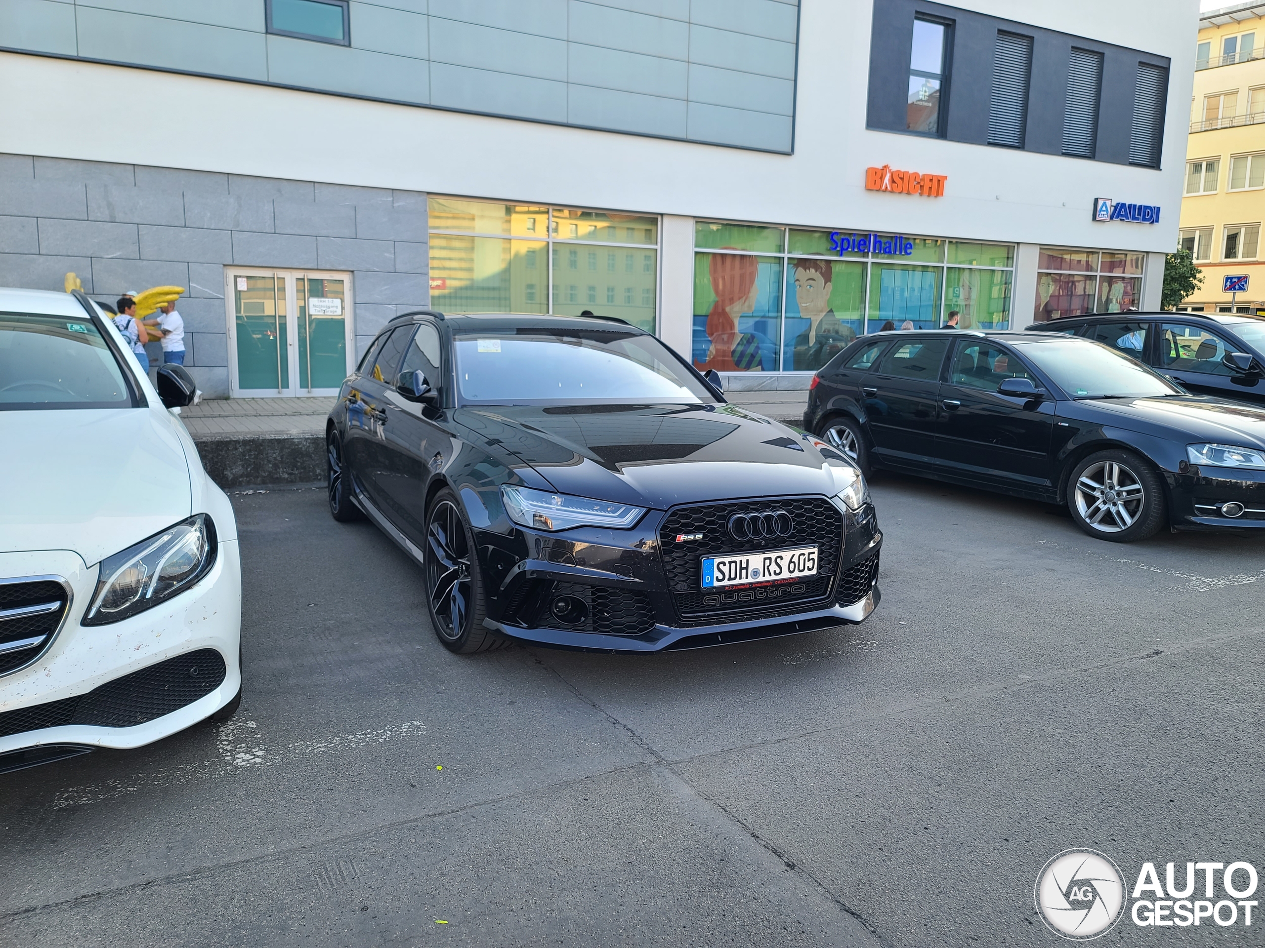 Audi RS6 Avant C7 2015