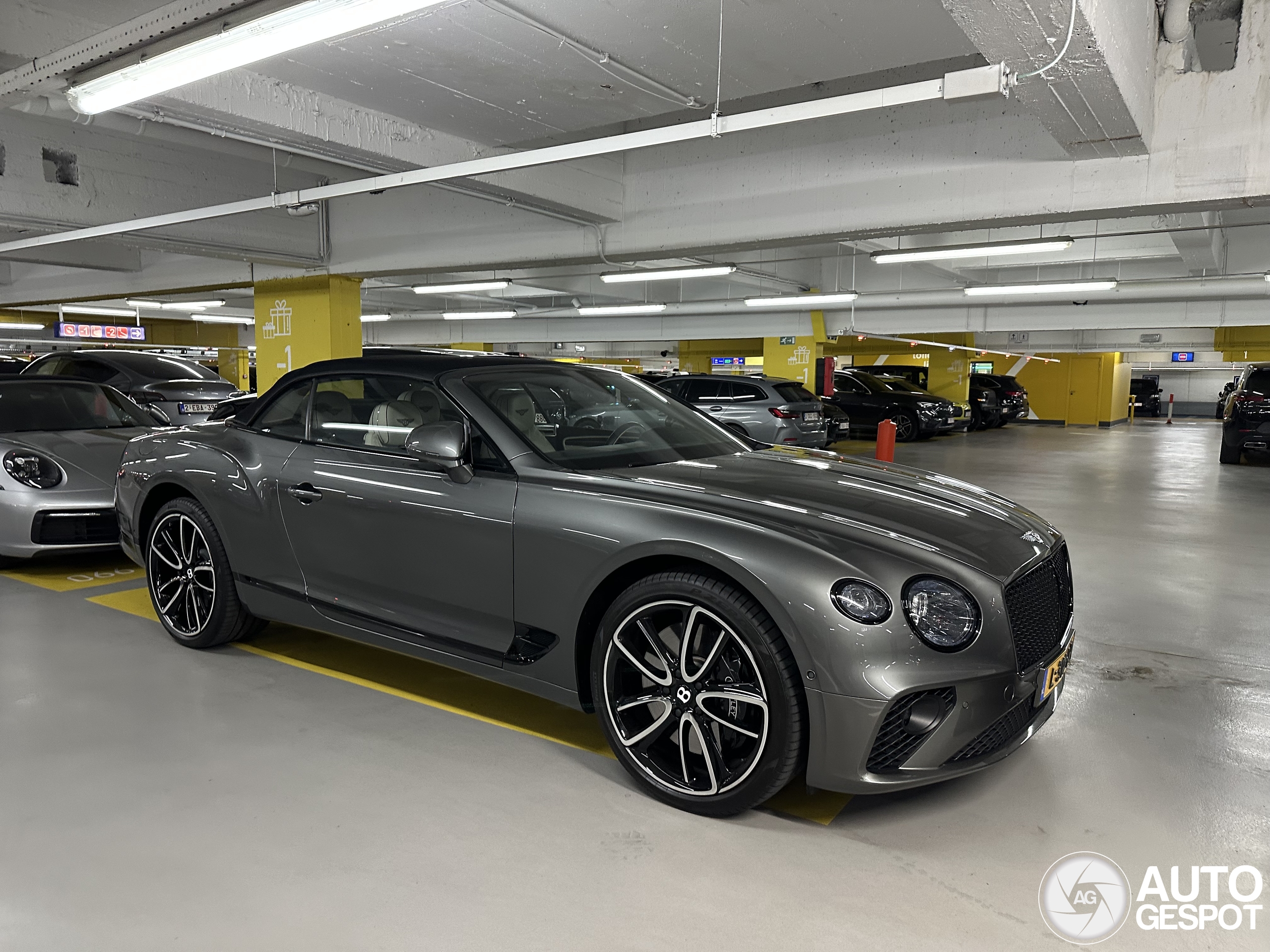Bentley Continental GTC V8 2020