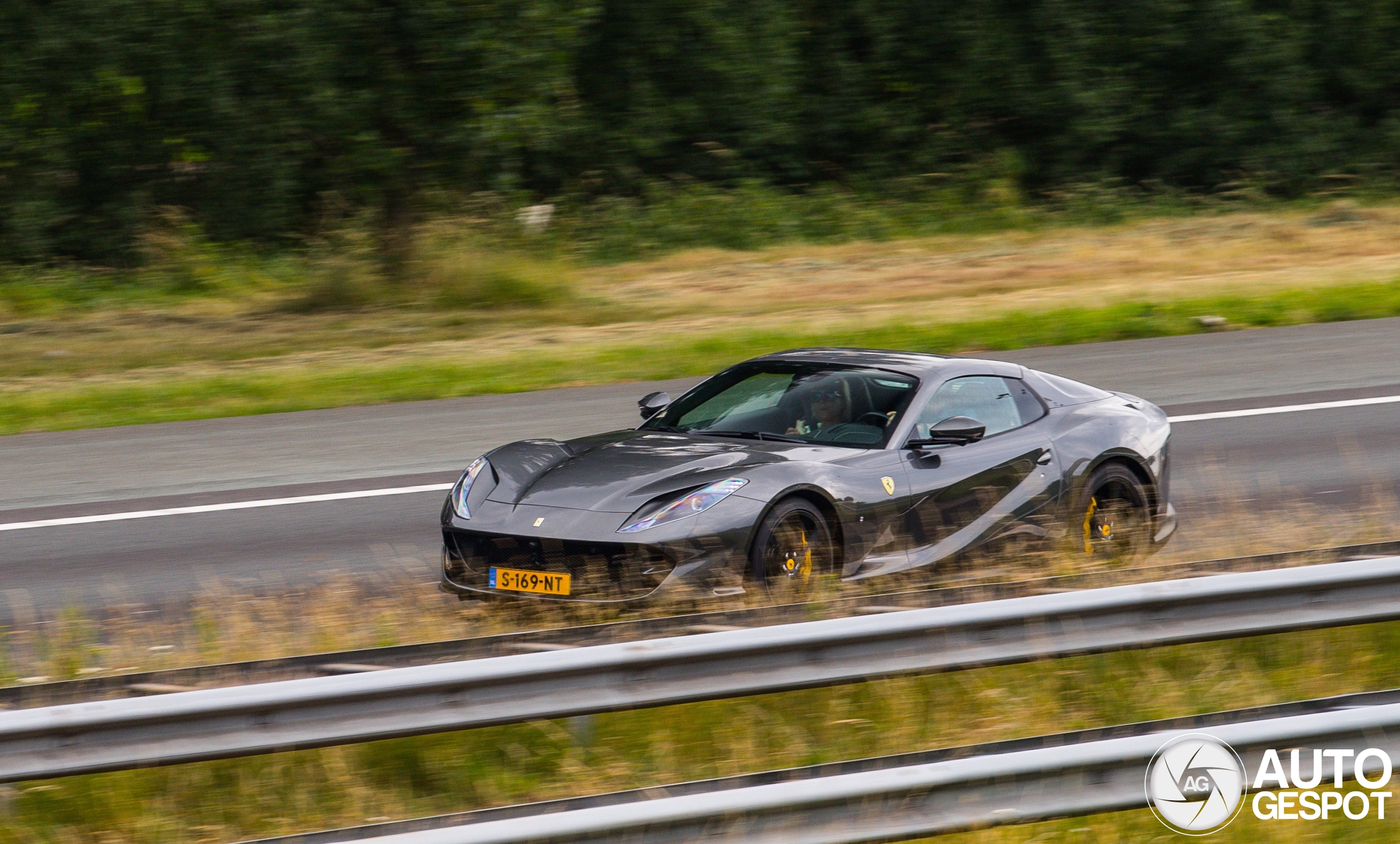 Ferrari 812 GTS
