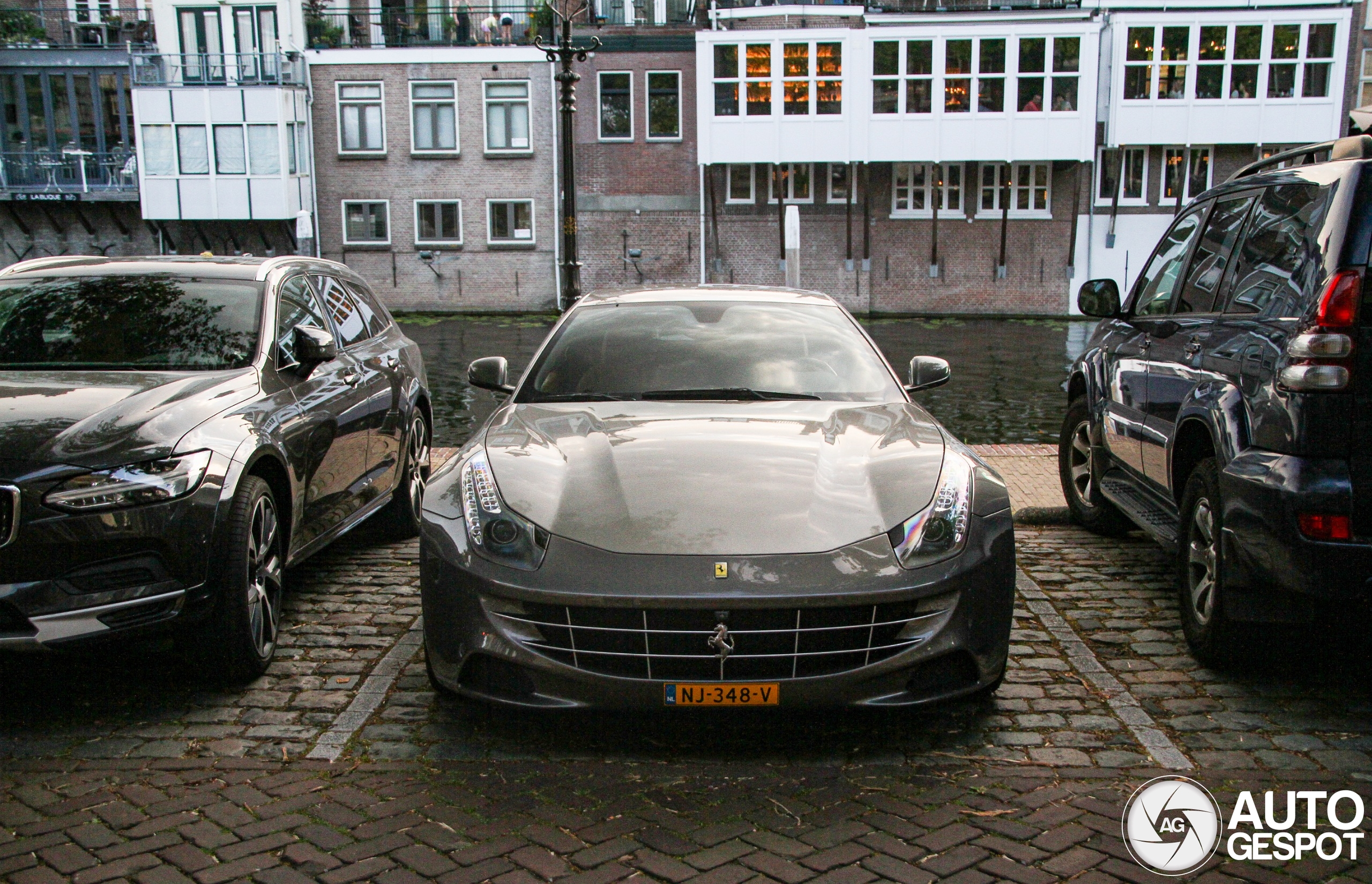 Ferrari FF