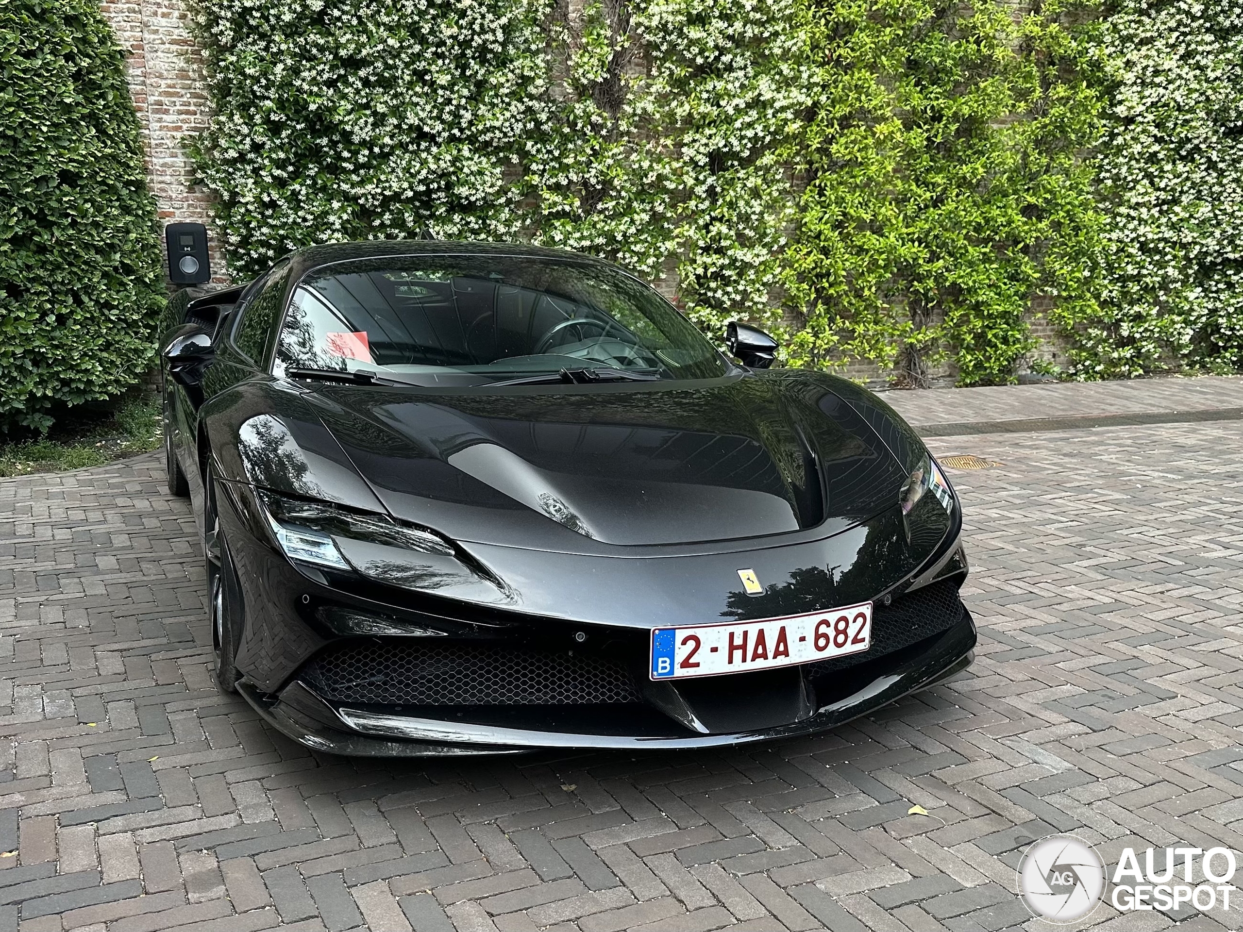 Ferrari SF90 Stradale