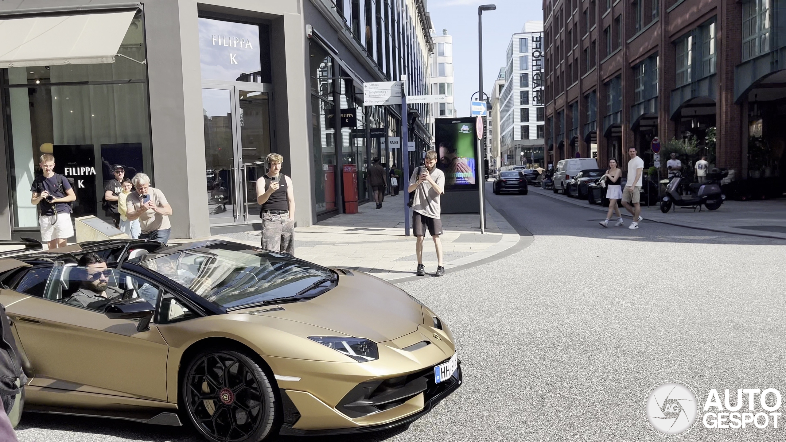 Lamborghini Aventador LP770-4 SVJ Roadster - 14 June 2025 - Autogespot