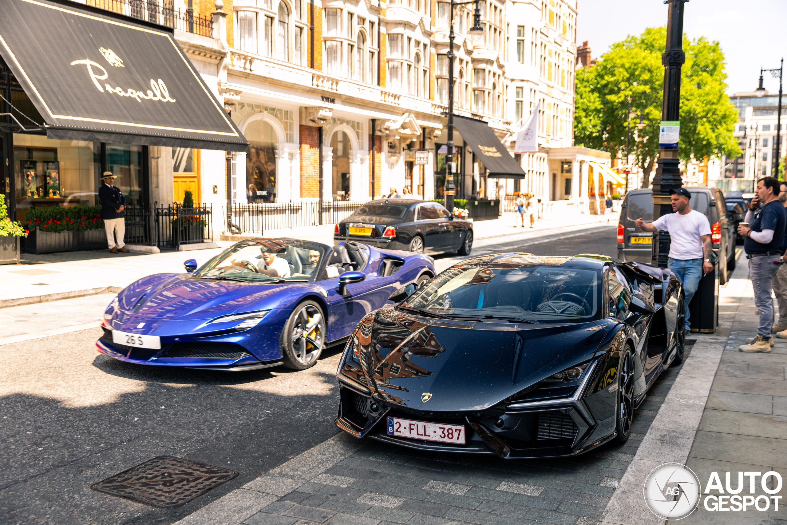 Lamborghini Revuelto