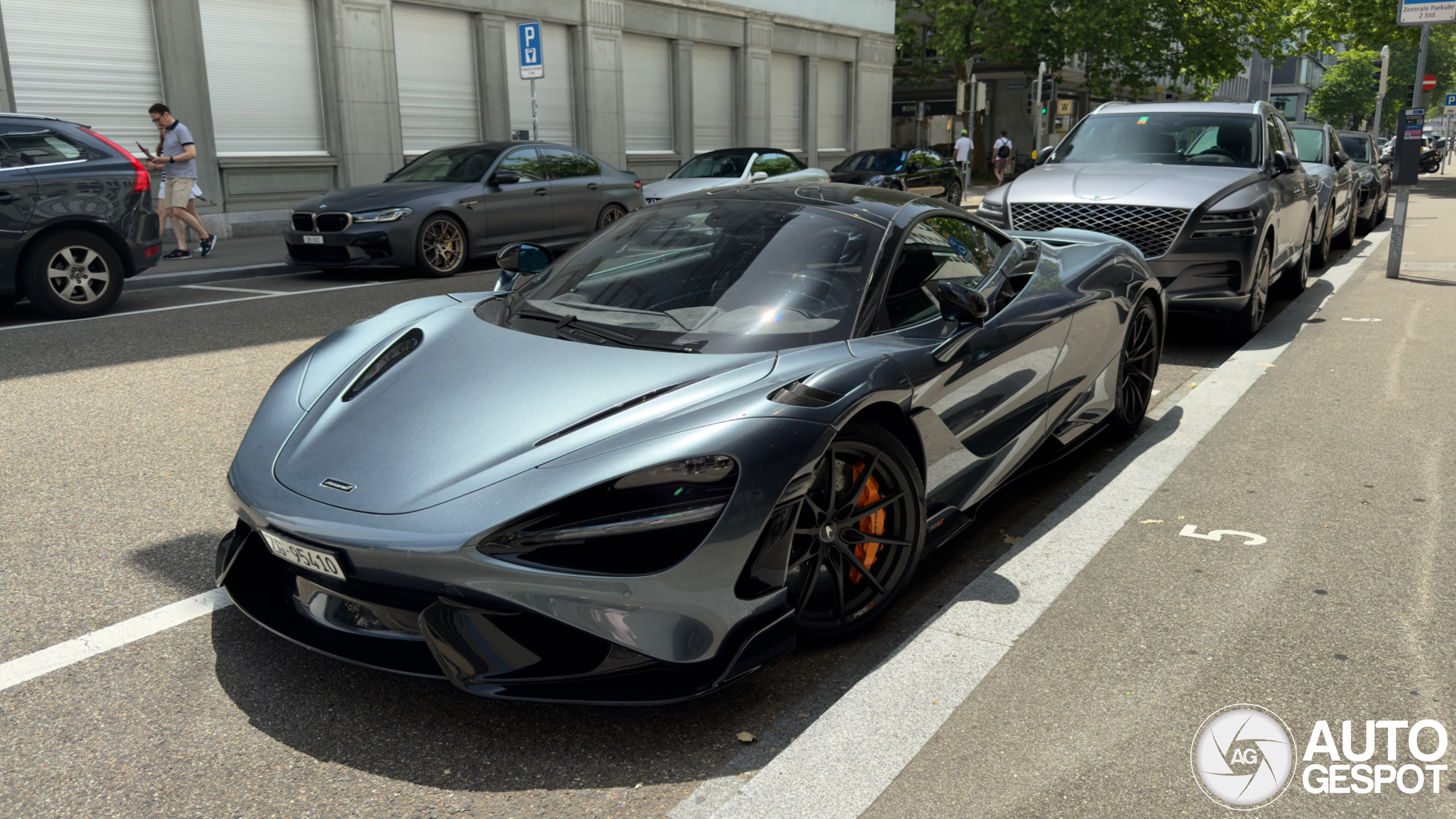 McLaren 765LT