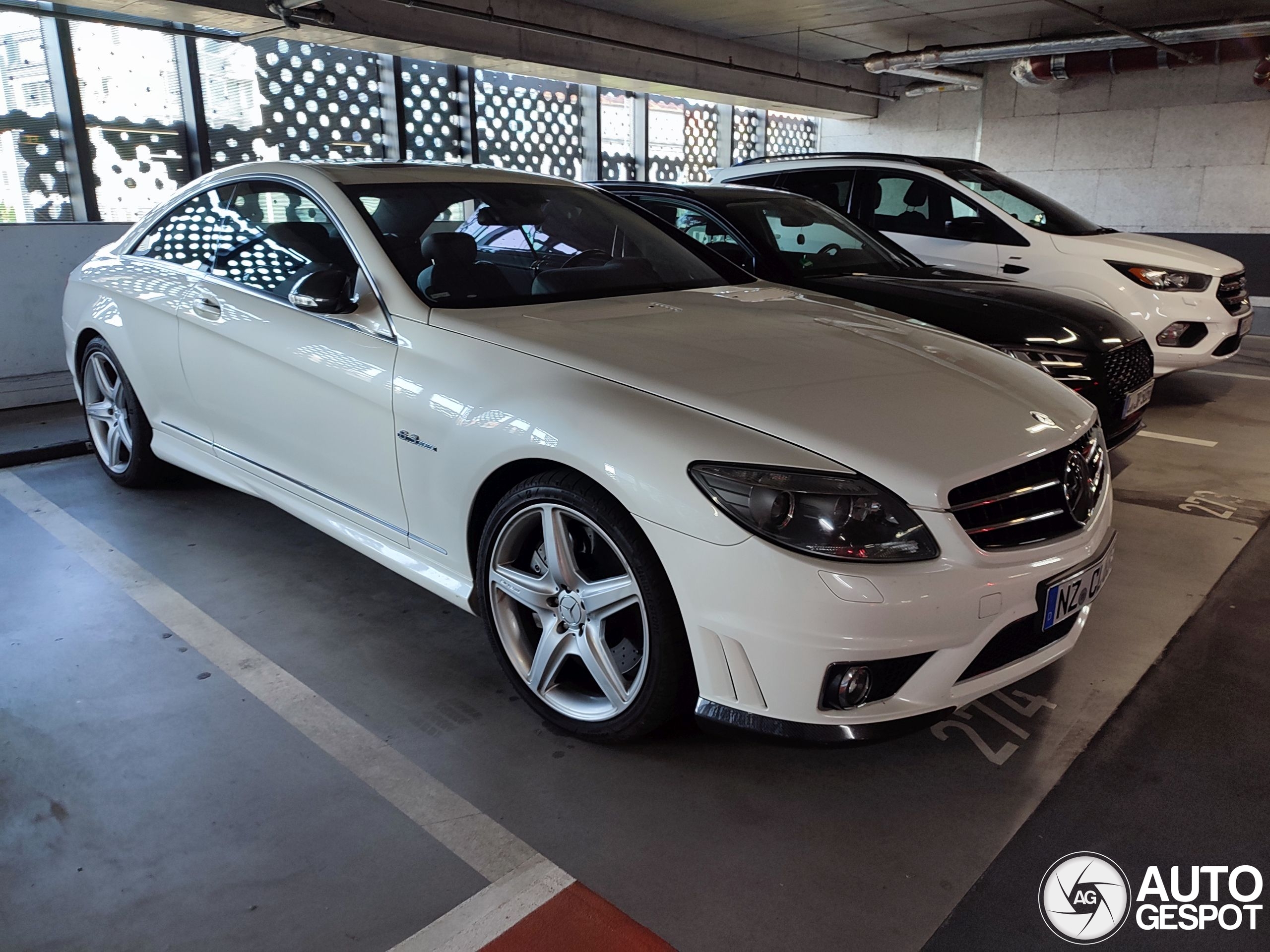 Mercedes-Benz CL 63 AMG C216