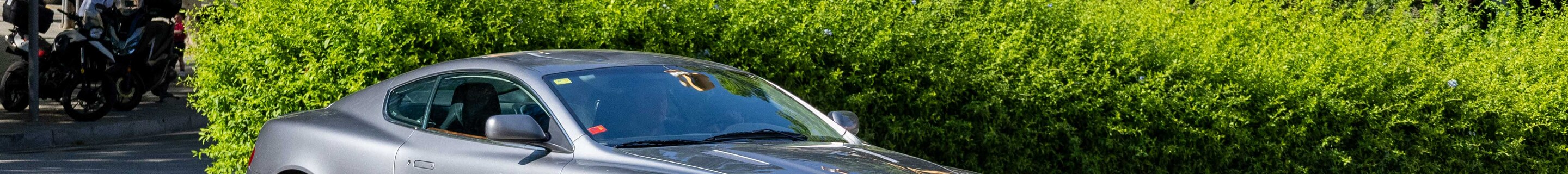 Aston Martin DB9
