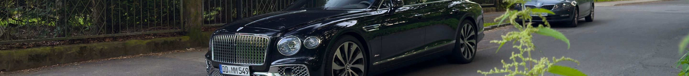 Bentley Flying Spur V8 Azure