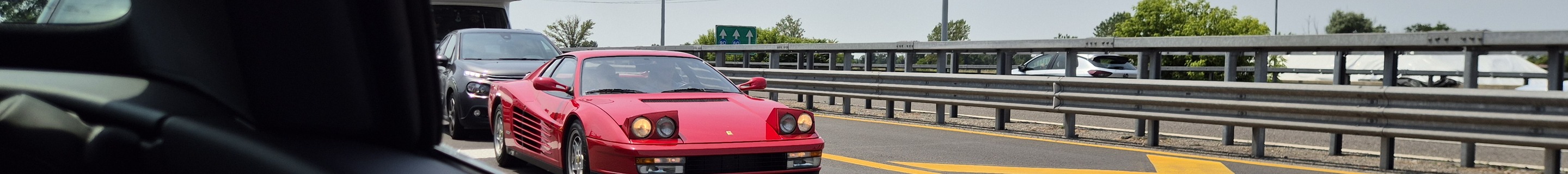 Ferrari Testarossa