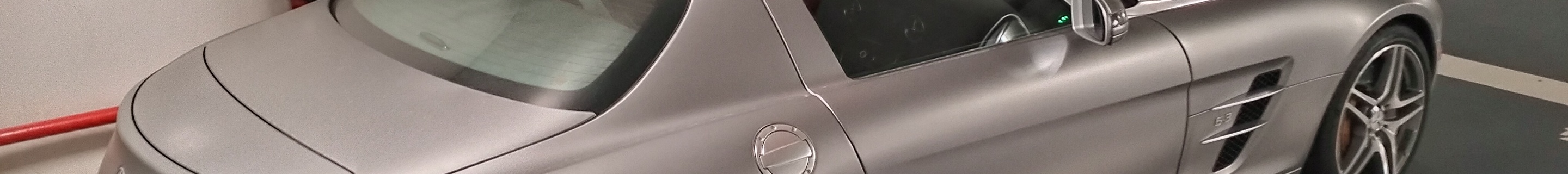 Mercedes-Benz SLS AMG