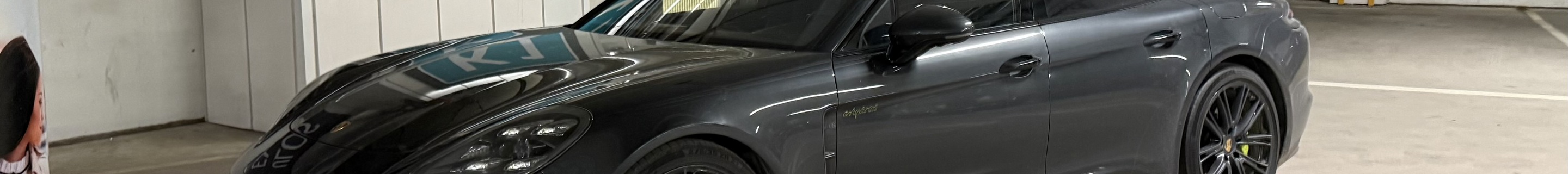 Porsche 971 Panamera Turbo S E-Hybrid