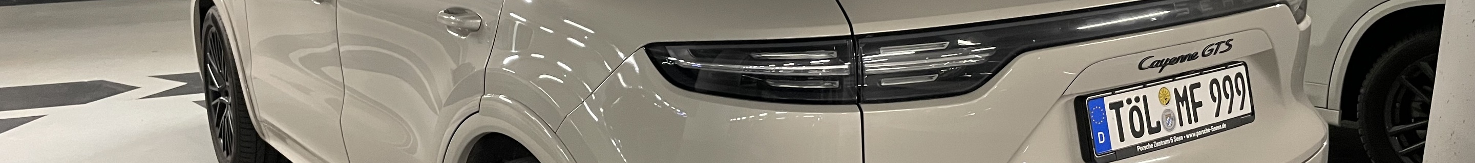 Porsche 9YA Cayenne GTS