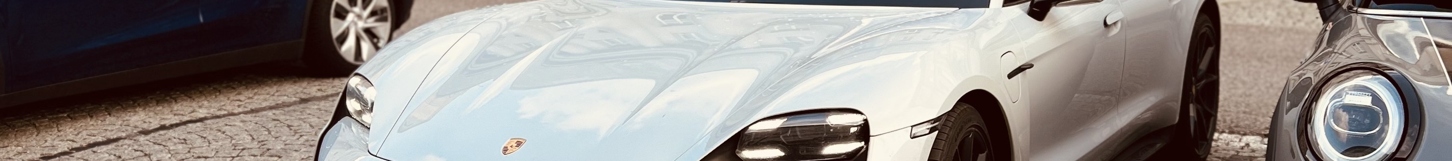 Porsche Taycan GTS Sport Turismo
