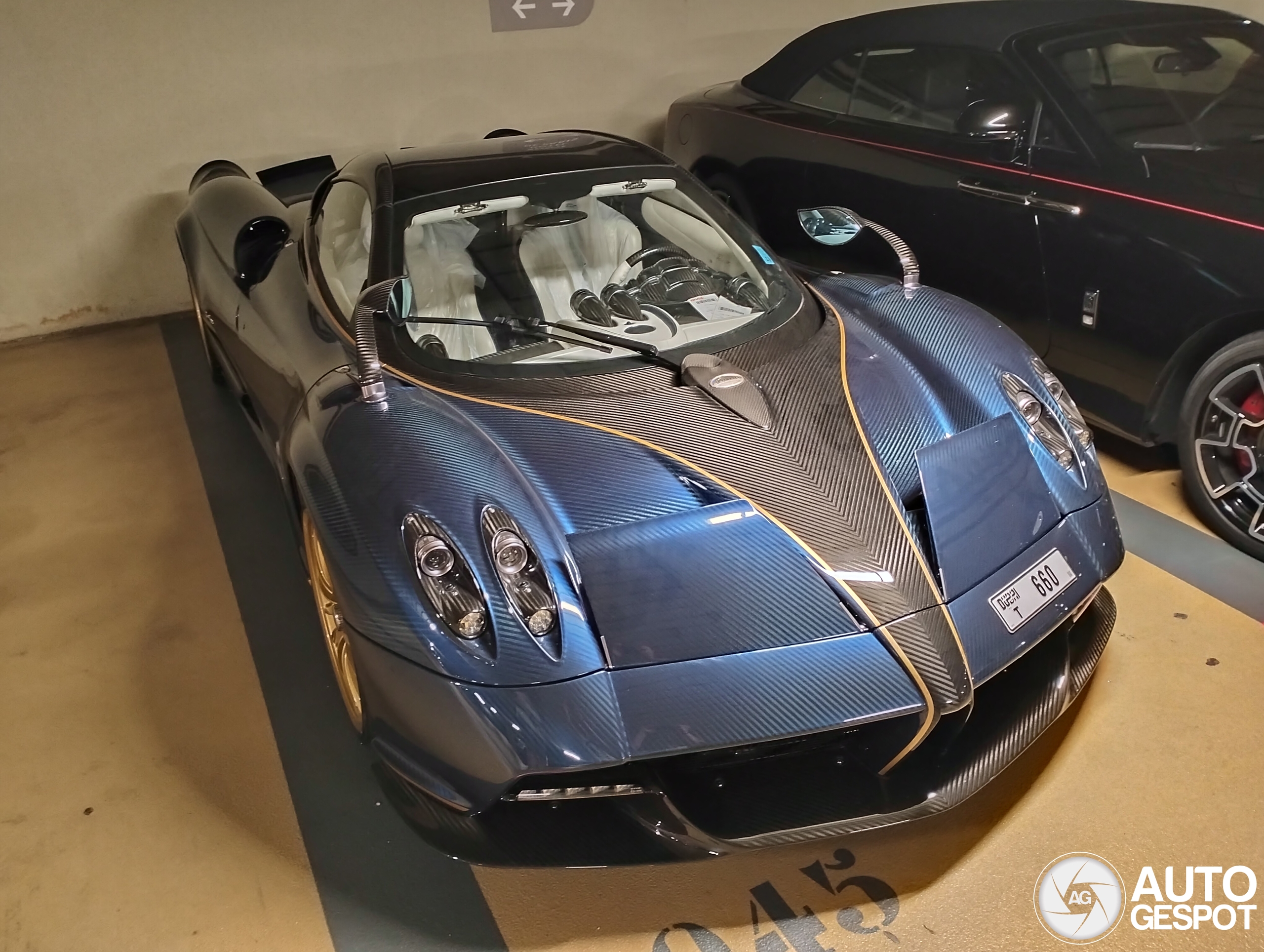 Pagani Huayra Roadster