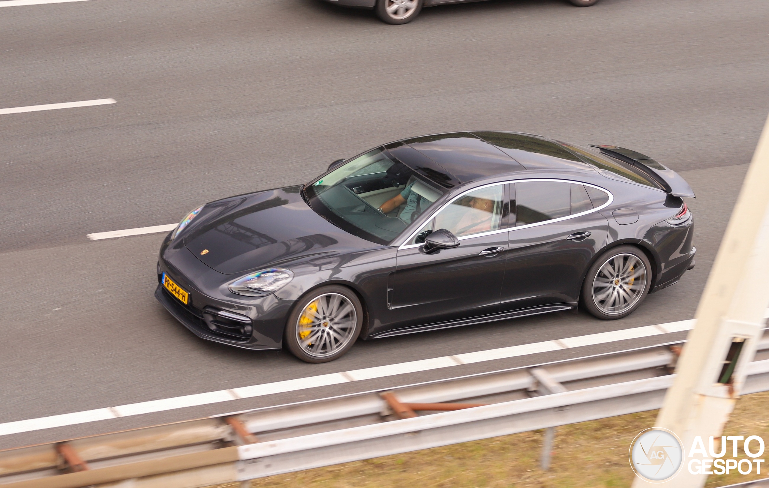Porsche 971 Panamera Turbo S E-Hybrid