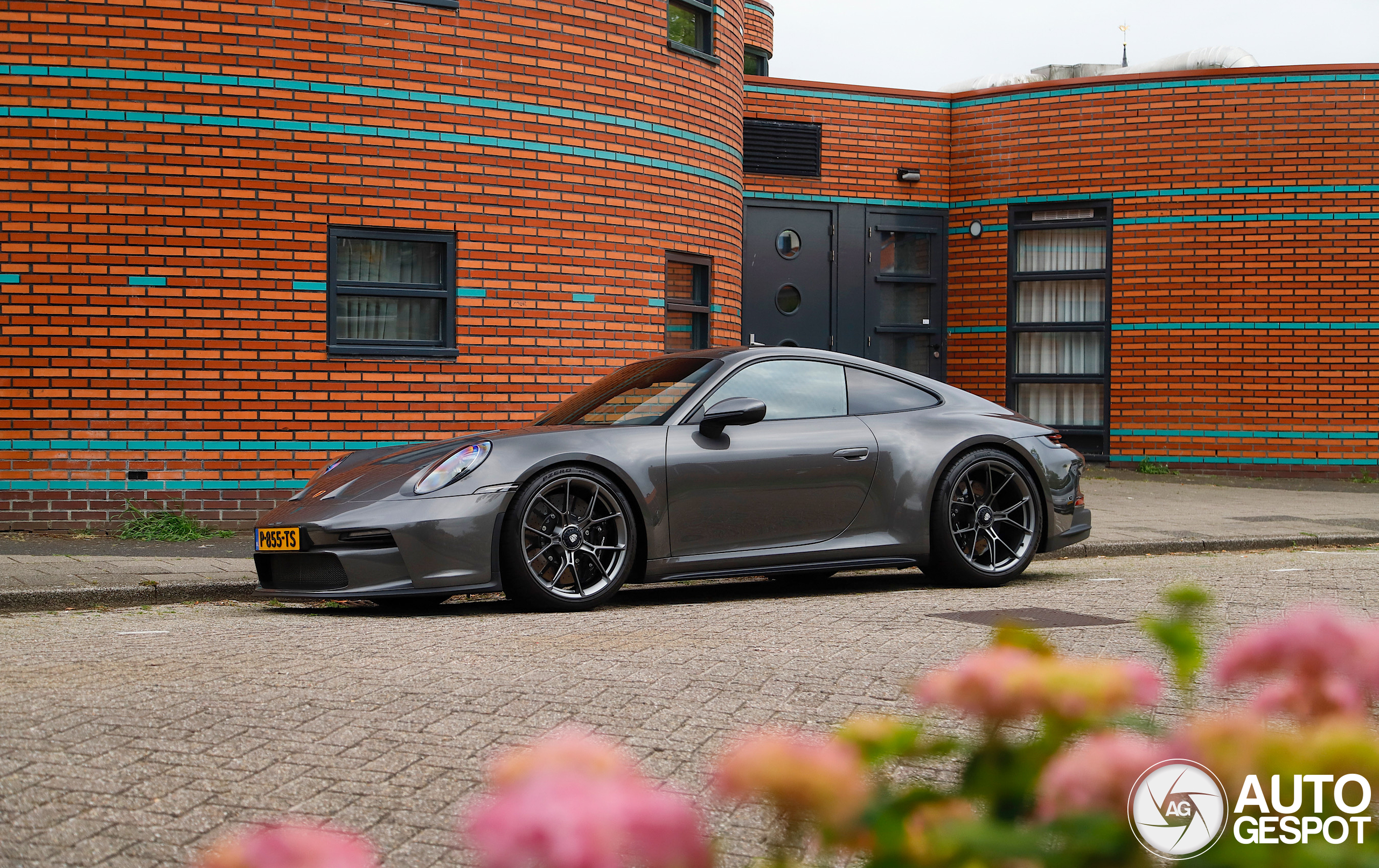 Porsche 992 GT3 Touring