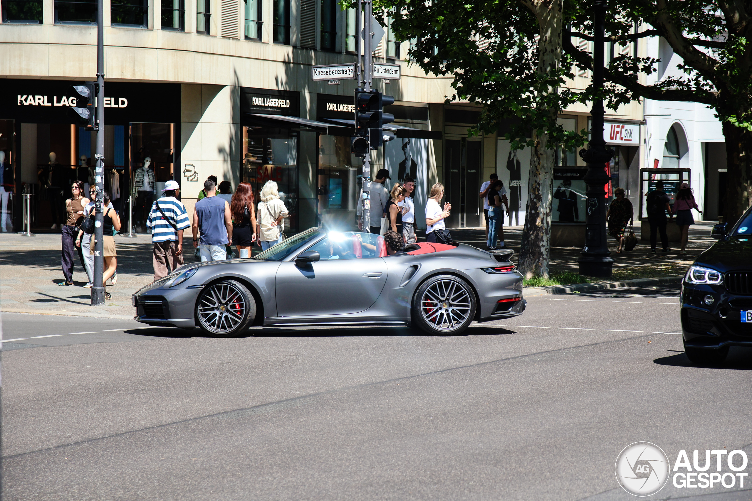 Porsche 992 Turbo Cabriolet