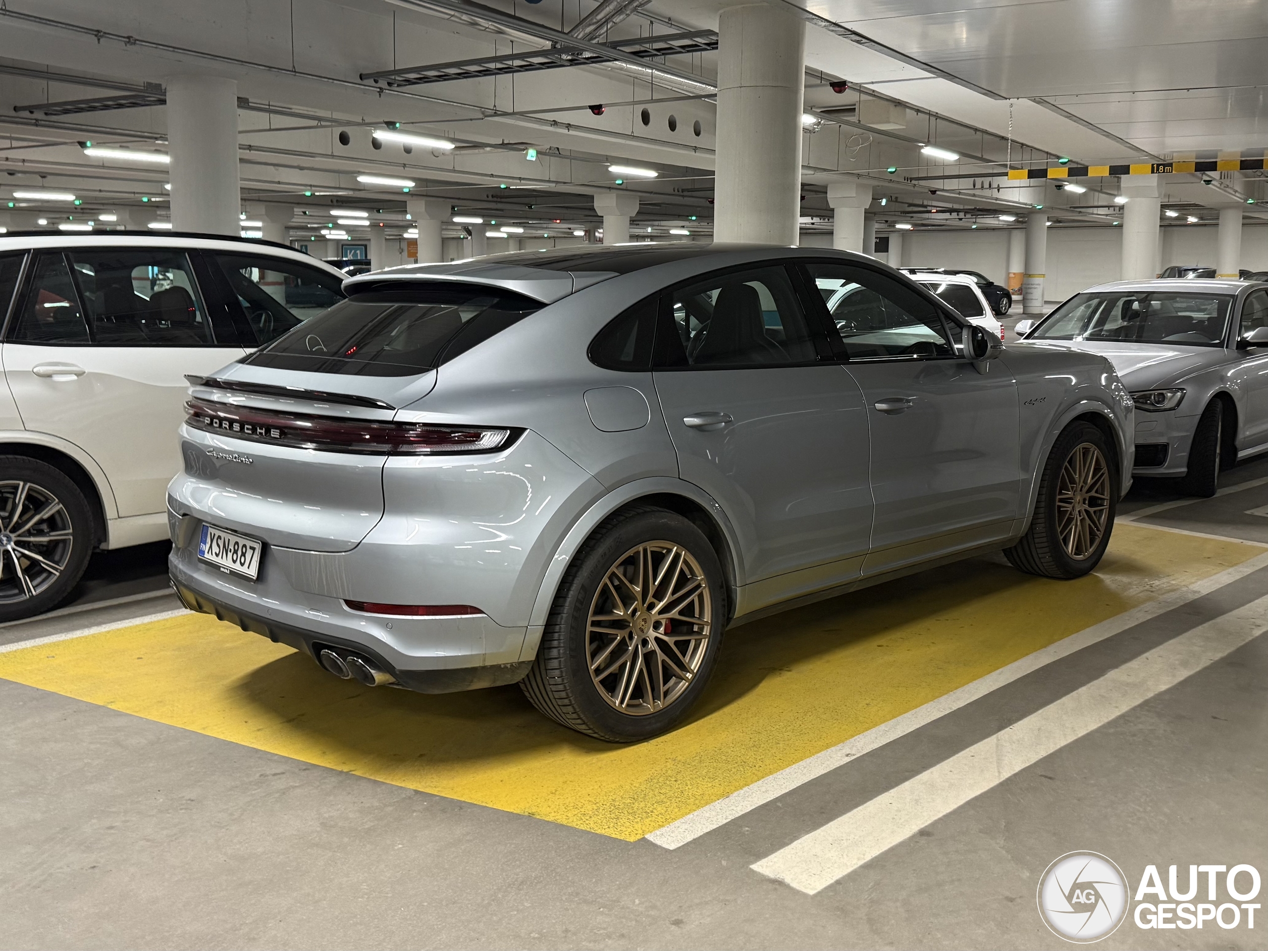 Porsche Cayenne Coupé Turbo E-Hybrid