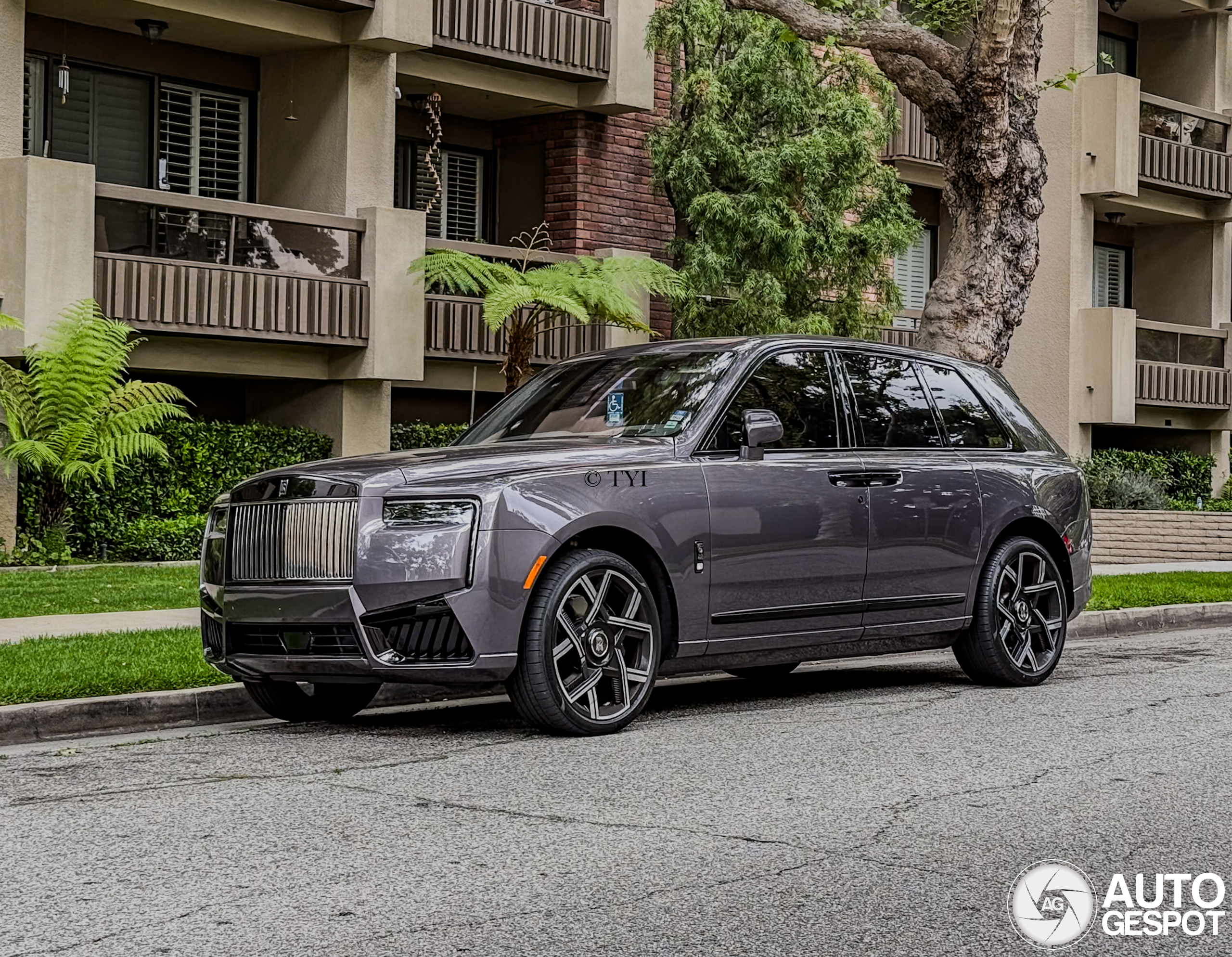Rolls-Royce Cullinan Series II Black Badge