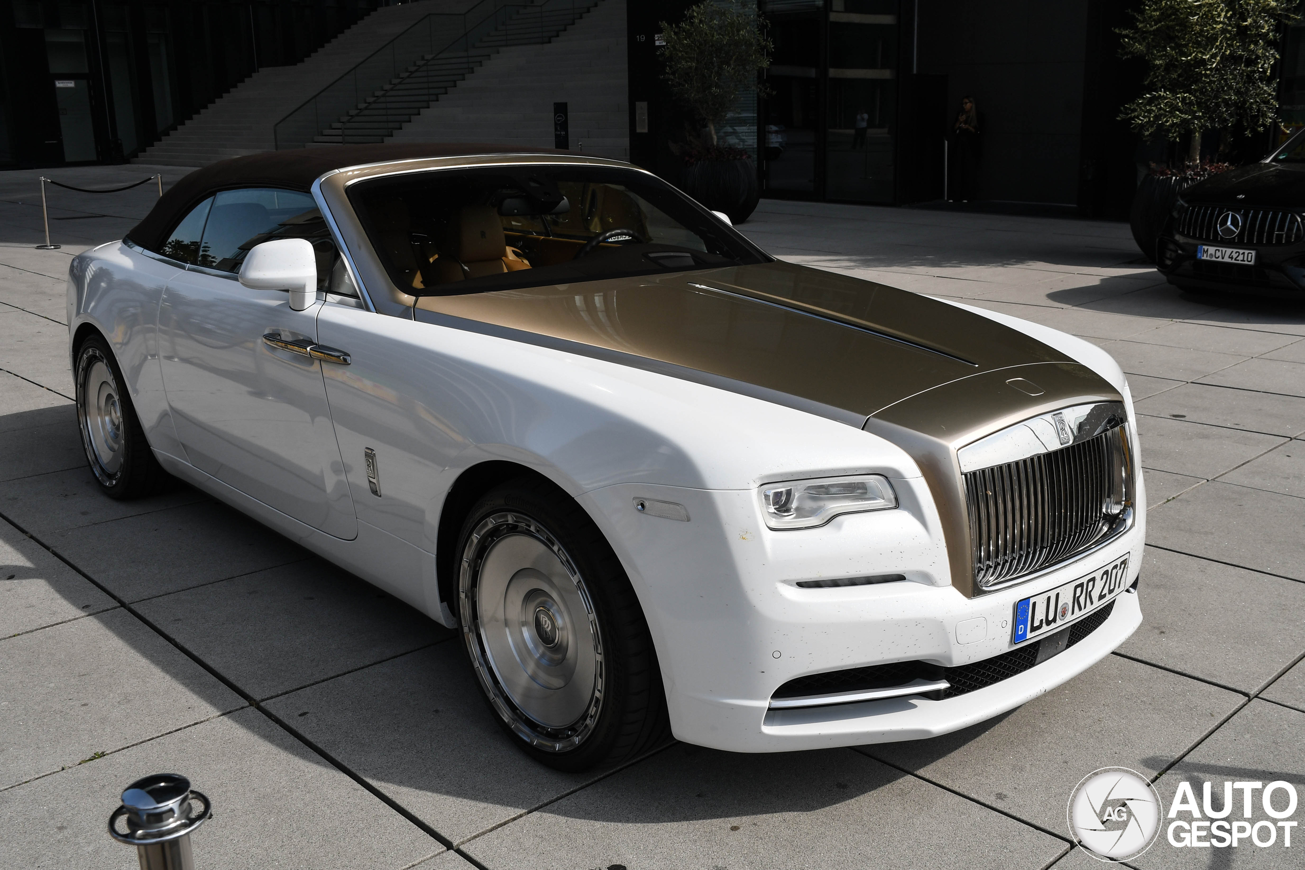 Rolls-Royce Dawn