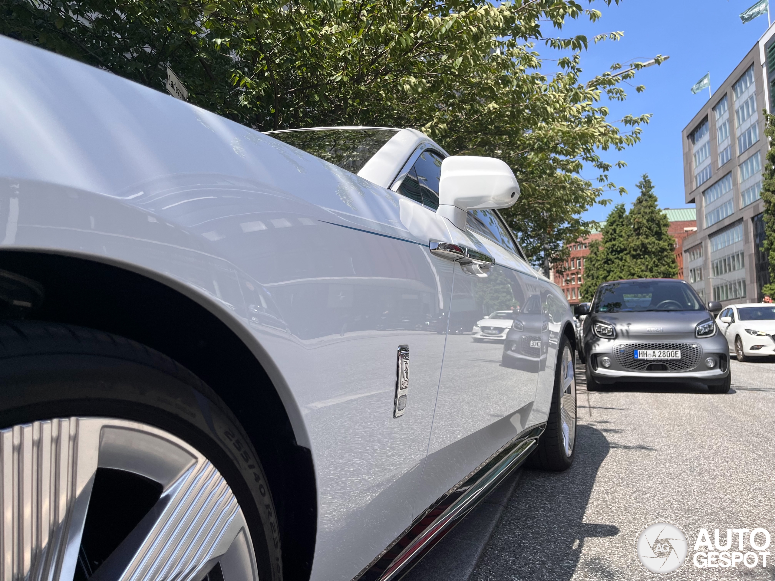 Rolls-Royce Spectre