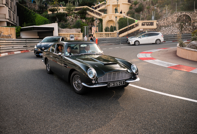 Aston Martin DB6 MKI