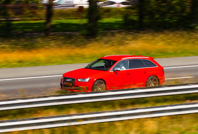 Audi RS4 Avant B8