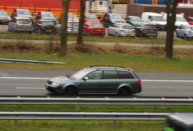Audi RS6 Avant C5