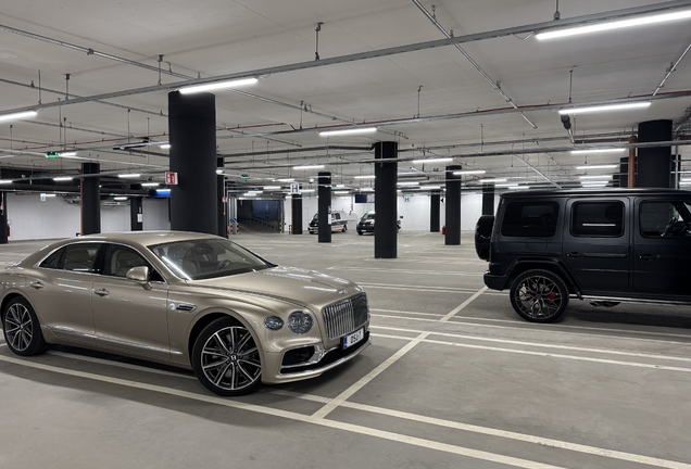 Bentley Flying Spur Hybrid