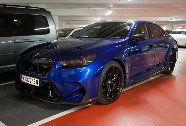 BMW M5 G90