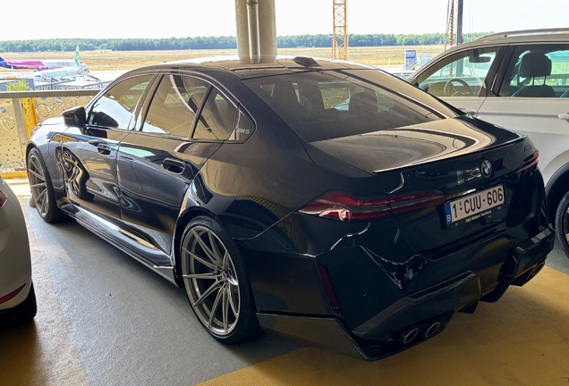 BMW M5 G90