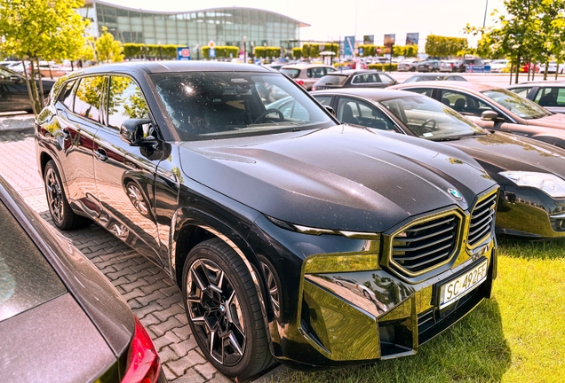 BMW XM G09