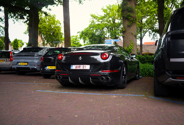 Ferrari California T